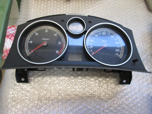 KILOMETER STEVEC OEM N. A2C5085880 ORIGINAL REZERVNI DEL OPEL ZAFIRA B A05 M75 (2005 - 2008) DIESEL LETNIK 2007