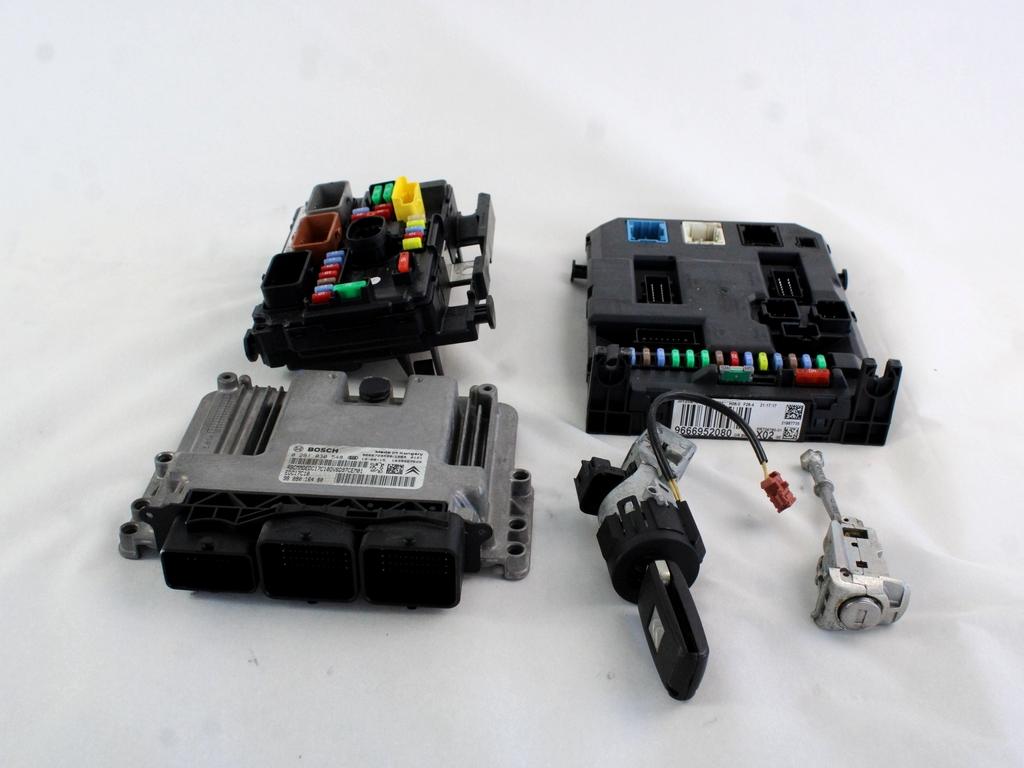 KOMPLET ODKLEPANJE IN VZIG  OEM N. 33783 KIT ACCENSIONE AVVIAMENTO ORIGINAL REZERVNI DEL CITROEN C3 PICASSO MK1R (2012 - 2017) DIESEL LETNIK 2013