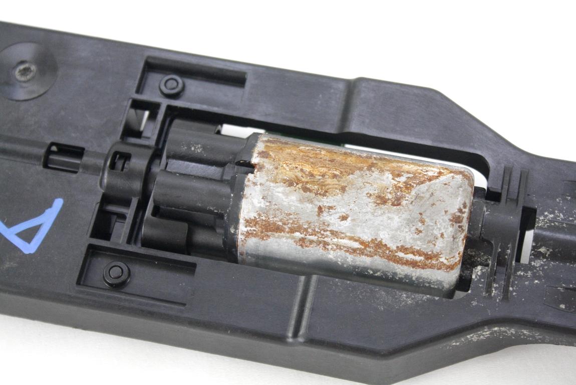 ELEKTRICNI SISTEM IN POGONI SPREDNJIH SEDEZEV OEM N. 52107242070 ORIGINAL REZERVNI DEL BMW SERIE 5 F10 F11 (2010 - 2017) DIESEL LETNIK 2011