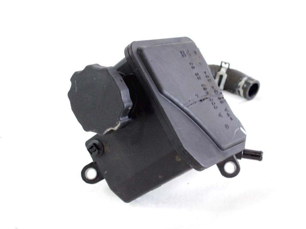 REZERVOAR CRPALKA  SERVO VOLAN OEM N. A0004602283 ORIGINAL REZERVNI DEL MERCEDES CLASSE CLS C219 BER (2004 - 2010)DIESEL LETNIK 2008