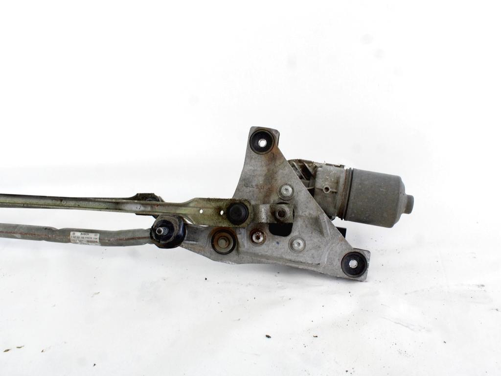 MOTORCEK PREDNJIH BRISALCEV OEM N. 31253518 ORIGINAL REZERVNI DEL VOLVO V50 545 R (2007 - 2012) DIESEL LETNIK 2010