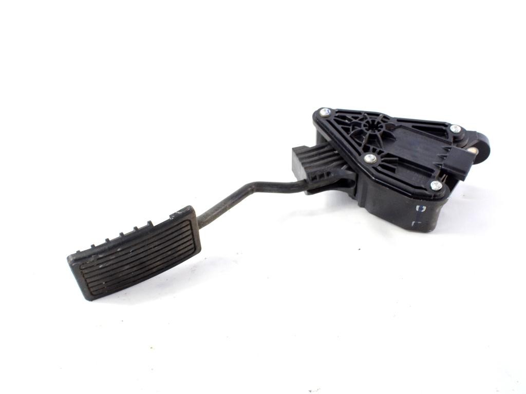 PEDALI OEM N. 17800SWYG01 ORIGINAL REZERVNI DEL HONDA CRV RD MK3 (2006 -2012)DIESEL LETNIK 2012