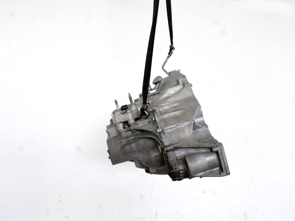 ROCNI MENJALNIK OEM N. 20011REYF01 CAMBIO MECCANICO ORIGINAL REZERVNI DEL HONDA CRV RD MK3 (2006 -2012)DIESEL LETNIK 2012