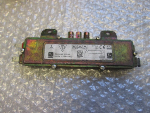 OJACEVALEC / ANTENA OEM N. 95564730200 ORIGINAL REZERVNI DEL PORSCHE CAYENNE 9PA MK1 (2003 -2008) BENZINA LETNIK 2004