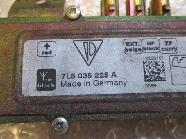 OJACEVALEC / ANTENA OEM N. 95564730200 ORIGINAL REZERVNI DEL PORSCHE CAYENNE 9PA MK1 (2003 -2008) BENZINA LETNIK 2004