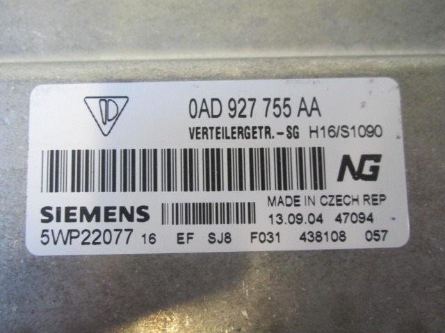 RAZNE KRMILNE ENOTE  OEM N. 0AD927755AA ORIGINAL REZERVNI DEL PORSCHE CAYENNE 9PA MK1 (2003 -2008) BENZINA LETNIK 2004