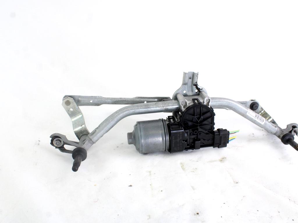 MOTORCEK PREDNJIH BRISALCEV OEM N. 9673222580 ORIGINAL REZERVNI DEL PEUGEOT 208 CA CC MK1 (2012 -2019) DIESEL LETNIK 2014