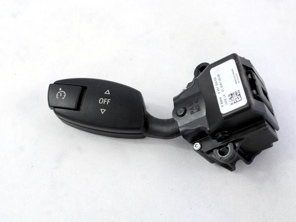 MULTIFUNKCIJSKI VOLAN OEM N. 6951352 ORIGINAL REZERVNI DEL BMW SERIE 5 E60 E61 (2003 - 2010) DIESEL LETNIK 2008