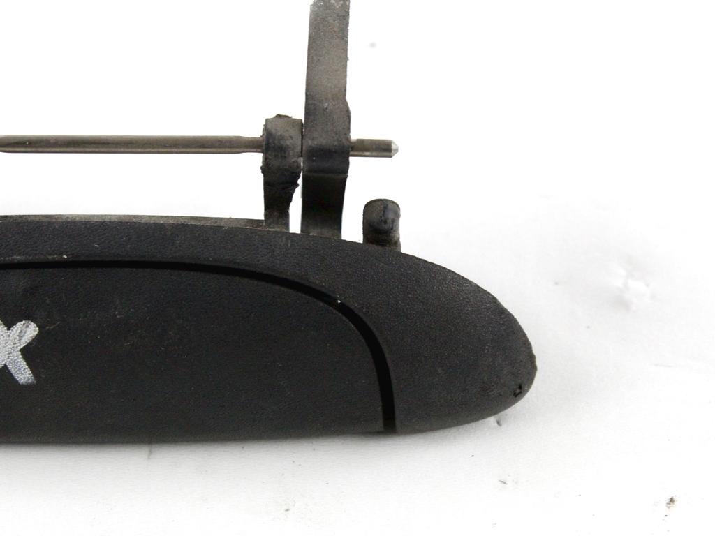 ZUNANJA KLJUKA SPREDNJA LEVA VRATA OEM N. 7700426086 ORIGINAL REZERVNI DEL RENAULT CLIO BB CB MK2 R / CLIO STORIA (05/2001 - 2012) BENZINA LETNIK 2002