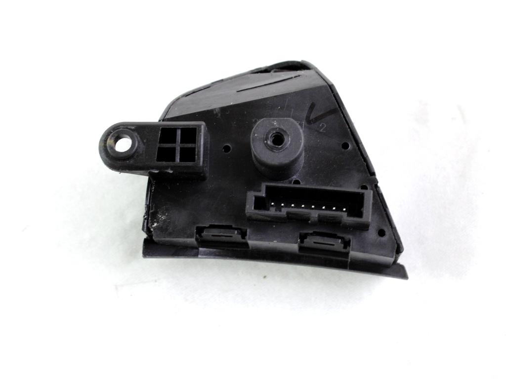 MULTIFUNKCIJSKI VOLAN OEM N. 967002R2504X ORIGINAL REZERVNI DEL HYUNDAI I30 FD MK1 (2007 - 2011)DIESEL LETNIK 2011