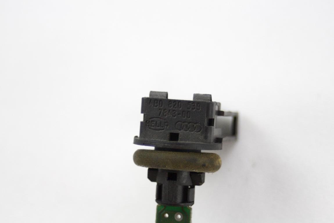 TEMPERATURNI SENZORJI / AC OEM N. 4B0820539 ORIGINAL REZERVNI DEL AUDI A6 C5 4B 4B5 4B2 BER/SW (1997 - 2001) DIESEL LETNIK 1999
