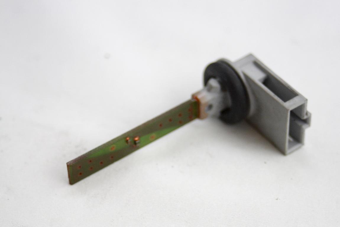 TEMPERATURNI SENZORJI / AC OEM N. 4B0820539 ORIGINAL REZERVNI DEL VOLKSWAGEN PASSAT B6 3C2 3C5 BER/SW (2005 - 09/2010)  DIESEL LETNIK 2009