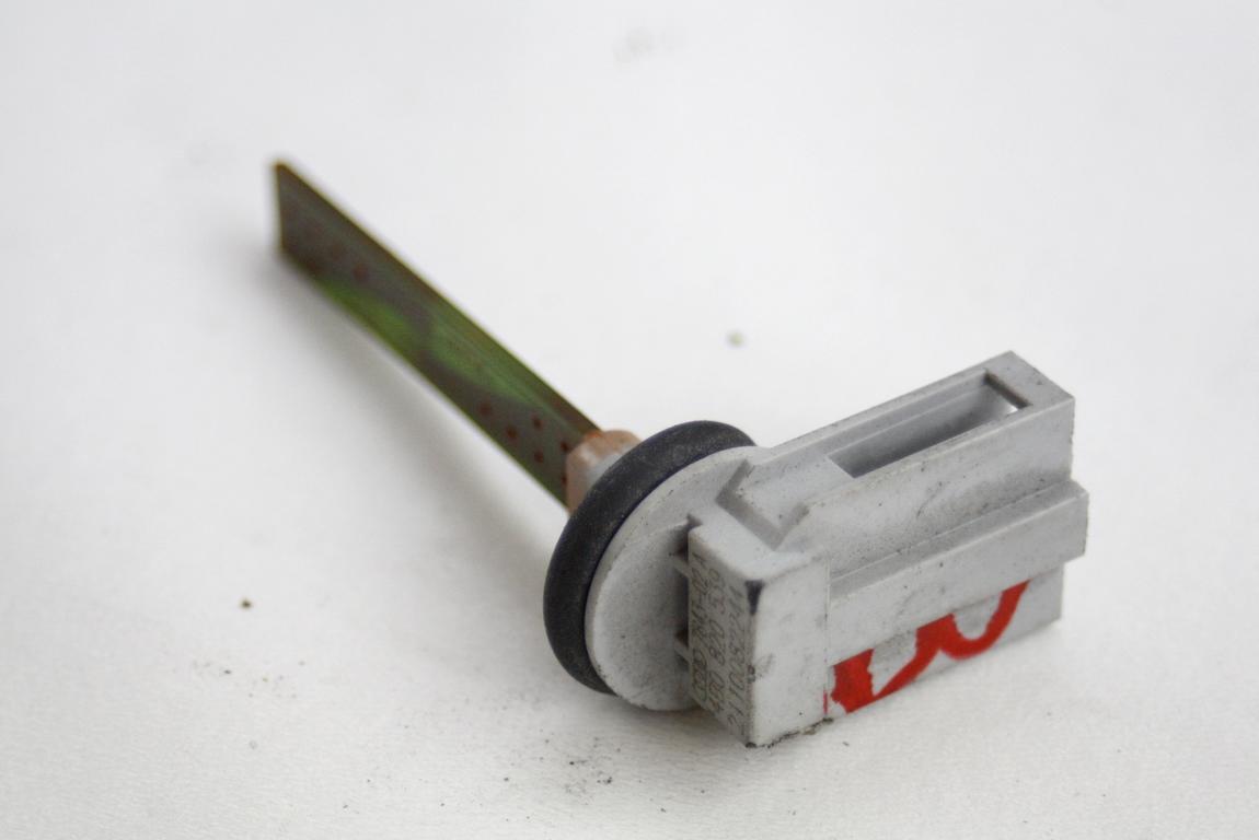 TEMPERATURNI SENZORJI / AC OEM N. 4B0820539 ORIGINAL REZERVNI DEL VOLKSWAGEN PASSAT B6 3C2 3C5 BER/SW (2005 - 09/2010)  DIESEL LETNIK 2009