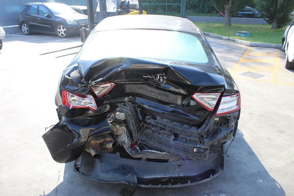 AUDI A5 2.0 D 105KW 6M 5P (2012) RICAMBIO USATO 