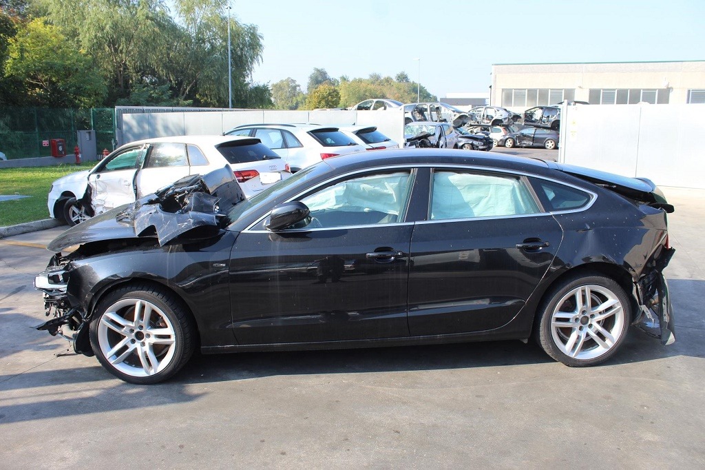 AUDI A5 2.0 D 105KW 6M 5P (2012) RICAMBIO USATO 