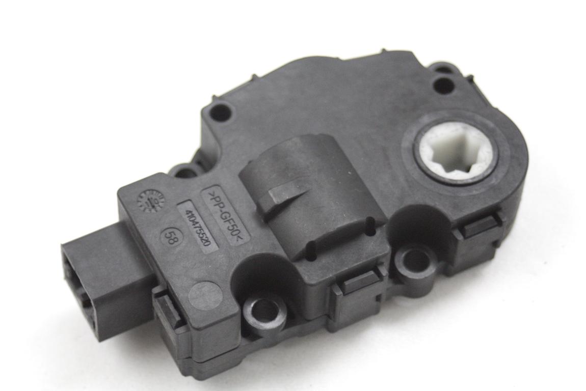 MOTORCEK OGREVANJA OEM N. 929888G ORIGINAL REZERVNI DEL MERCEDES CLASSE R W251 V251 R (2010 - 2013)DIESEL LETNIK 2011