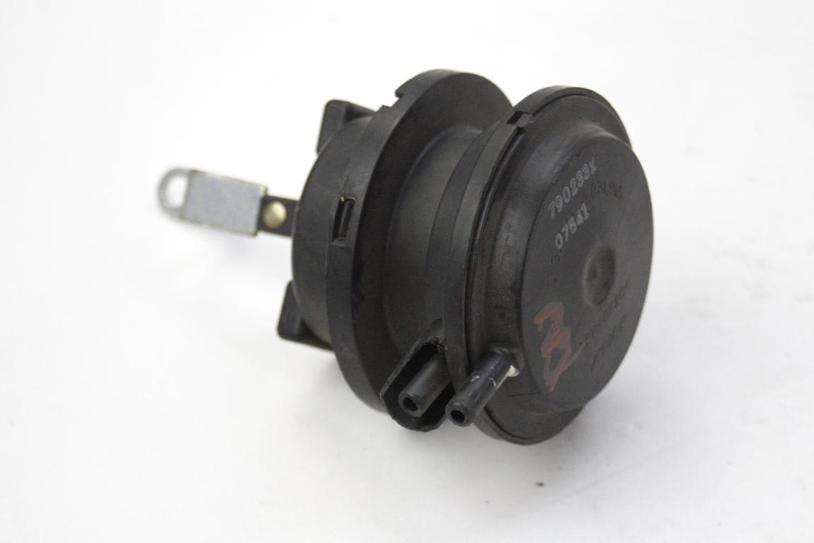 MOTORCEK OGREVANJA OEM N. 790233X ORIGINAL REZERVNI DEL JEEP CHEROKEE MK3 KJ (2001 - 2005) DIESEL LETNIK 2004