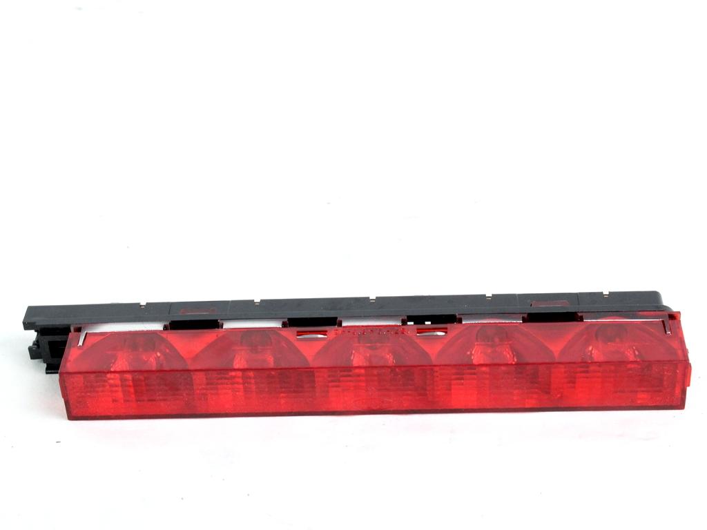 TRETJA ZAVORNA LUC OEM N. 1S71-13A613-AE ORIGINAL REZERVNI DEL FORD FOCUS DA HCP DP MK2 R BER/SW (2008 - 2011) BENZINA/GPL LETNIK 2009