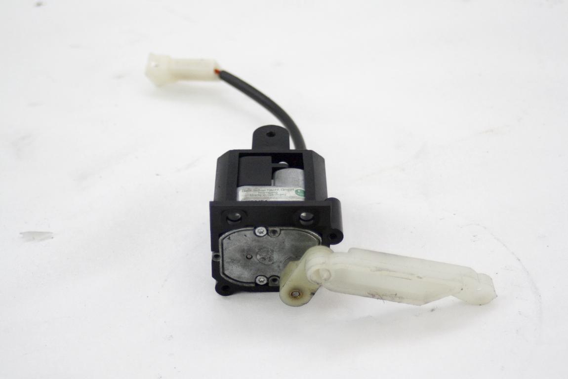 MOTORCEK OGREVANJA OEM N. 66207300 ORIGINAL REZERVNI DEL FERRARI 360 MODENA (03/1999 - 01/2002) BENZINA LETNIK 1999