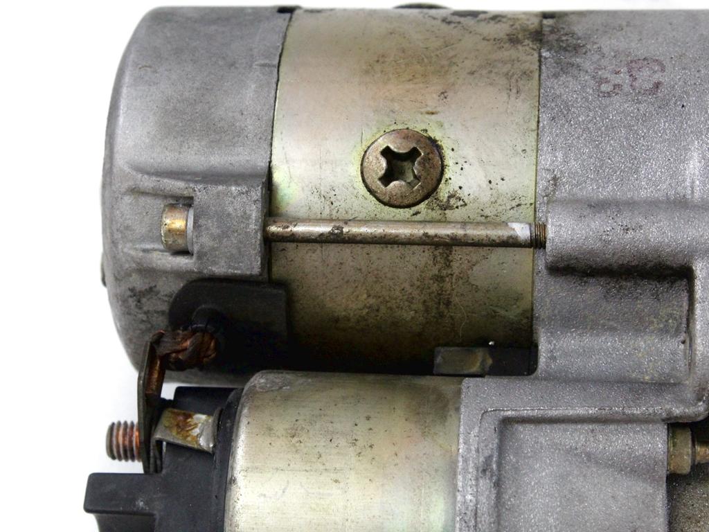 ZAGANJAC MOTORJA  OEM N. 0003188V008 ORIGINAL REZERVNI DEL SMART ROADSTER 452 (2003 - 2005)BENZINA LETNIK 2005