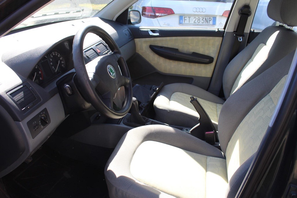 SKODA FABIA 1.4 B 50KW 5M 5P (2001) RICAMBIO USATO 