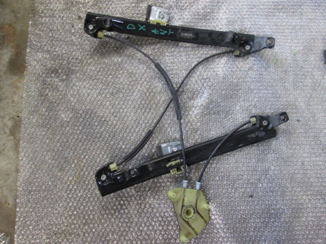 MEHANIZEM VETROBRANSKEGA STEKLA PREDNJIH VRAT OEM N. 1P0837462A ORIGINAL REZERVNI DEL SEAT LEON 1P1 MK2 (2005 - 2012) DIESEL LETNIK 2007
