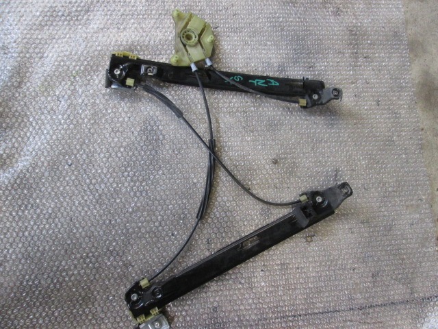 MEHANIZEM VETROBRANSKEGA STEKLA PREDNJIH VRAT OEM N. 1P0837461A ORIGINAL REZERVNI DEL SEAT LEON 1P1 MK2 (2005 - 2012) DIESEL LETNIK 2007