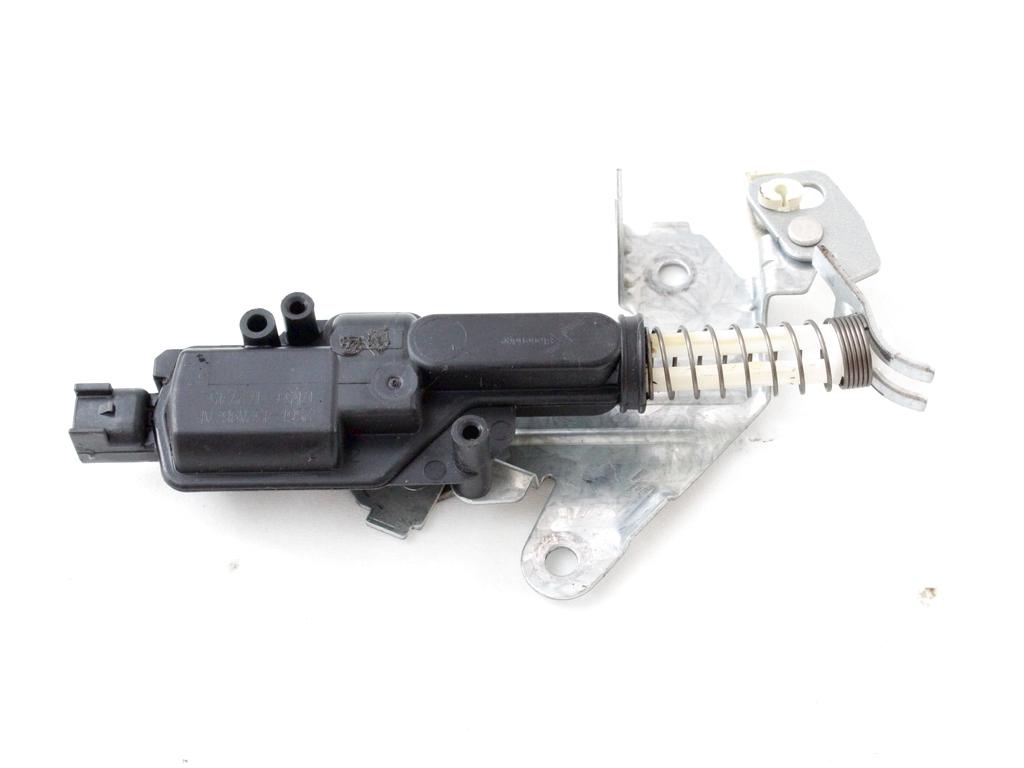 ZAKLEP POKROVA MOTORJA  OEM N. 2S61-432A98-AE ORIGINAL REZERVNI DEL FORD FIESTA JH JD MK5 R (2005 - 2008) BENZINA LETNIK 2006