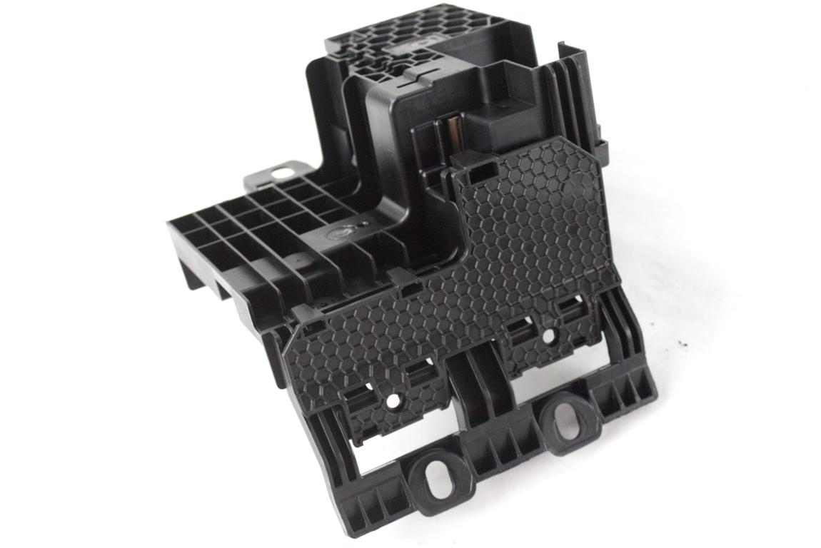KONTROLNA ENOTA AKUMULATORJA  OEM N. 61146841702 ORIGINAL REZERVNI DEL BMW X3 G01 (DAL 2017)DIESEL LETNIK 2019