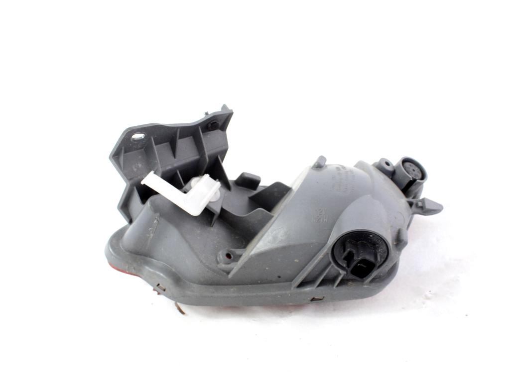 ZADNJA MEGLENKA  OEM N. 8149042050 ORIGINAL REZERVNI DEL TOYOTA RAV 4  XA40 MK4 (2013 - 2018) DIESEL LETNIK 2015