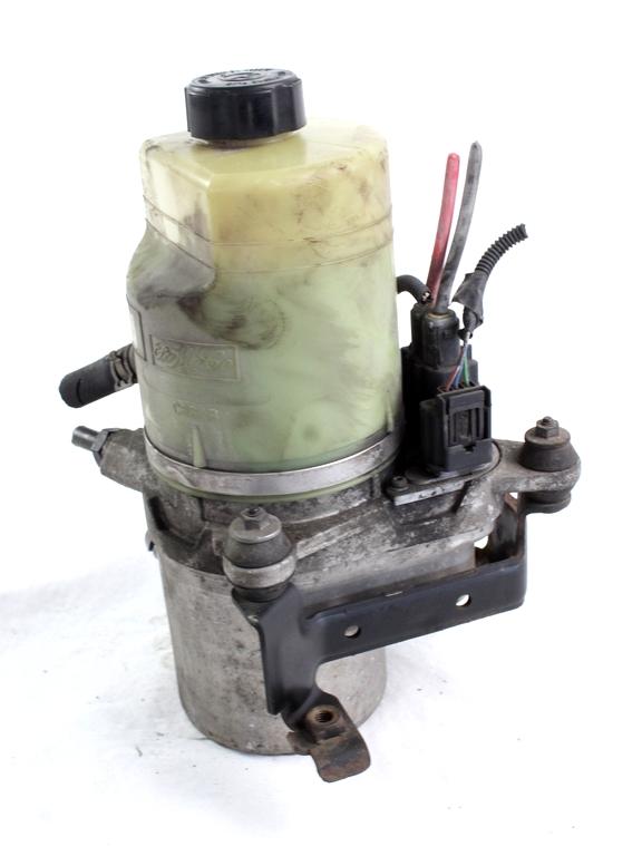 SERVO CRPALKA  OEM N. 4M51-3K514-BD ORIGINAL REZERVNI DEL FORD FOCUS CMAX DM2 MK1 R (04/2007 - 2010) DIESEL LETNIK 2006