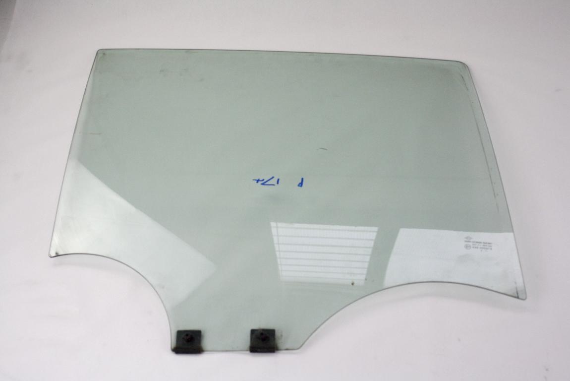 STEKLO ZADNJIH DESNIH VRAT OEM N. 823003664R ORIGINAL REZERVNI DEL DACIA SANDERO / SANDERO STEPWAY MK2 (2012 - 2016) DIESEL LETNIK 2014