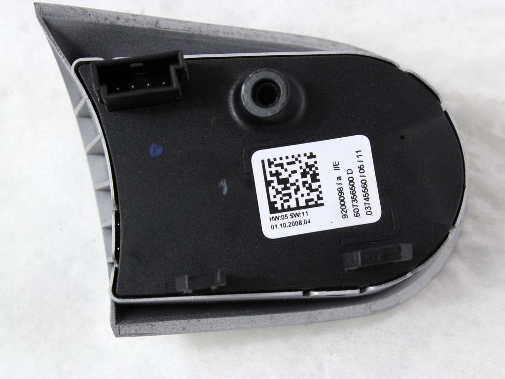 MULTIFUNKCIJSKI VOLAN OEM N. 9200098 ORIGINAL REZERVNI DEL MINI ONE / COOPER BERLINA CABRIO R56 R57 (2007 - 2013) DIESEL LETNIK 2008