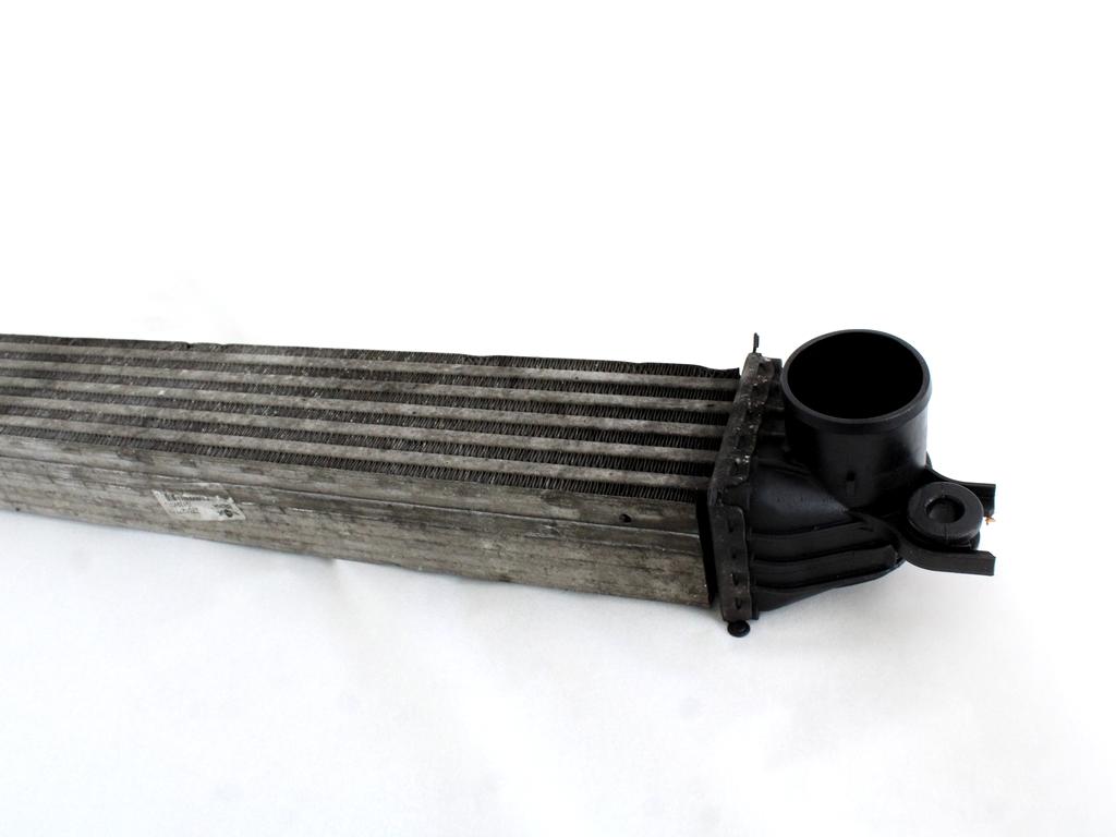 HLADILNIK INTERCOOLER OEM N. 2751277 ORIGINAL REZERVNI DEL MINI ONE / COOPER BERLINA CABRIO R56 R57 (2007 - 2013) DIESEL LETNIK 2008