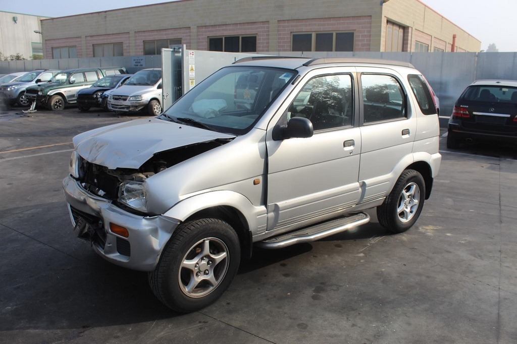 DAIHATSU TERIOS 1.3 B 4X4 61KW 5M 5P (2000) RICAMBI IN MAGAZZINO