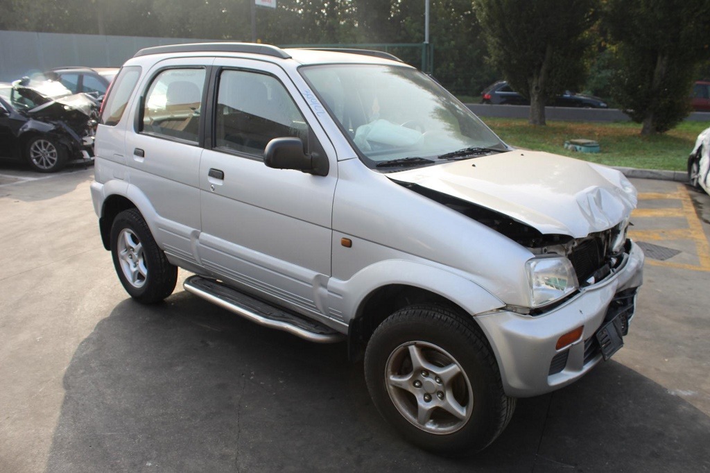 DAIHATSU TERIOS 1.3 B 4X4 61KW 5M 5P (2000) RICAMBI IN MAGAZZINO