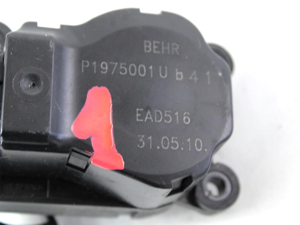 MOTORCEK OGREVANJA OEM N. P1975001U ORIGINAL REZERVNI DEL PEUGEOT 5008 0U 0E MK1 (2009 - 2013) DIESEL LETNIK 2010
