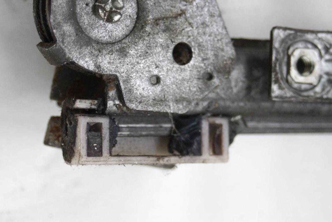 MEHANIZEM DVIGA SPREDNJIH STEKEL  OEM N. 7892 SISTEMA ALZACRISTALLO PORTA ANTERIORE ELETTRI ORIGINAL REZERVNI DEL SEAT IBIZA 6K1 MK2 (1993 - 2002)DIESEL LETNIK 2000