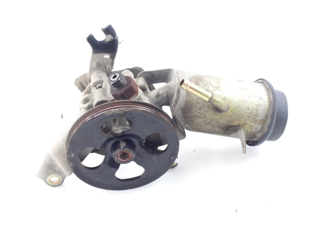 SERVO CRPALKA  OEM N. 4431052160 ORIGINAL REZERVNI DEL TOYOTA YARIS VERSO XP20 (1999 - 2005)DIESEL LETNIK 2004