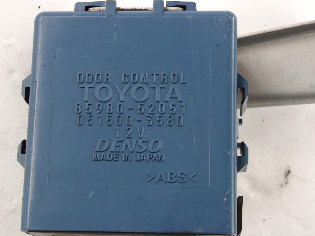 CENTRALNO ZAKLEPANJE OEM N. 85980-52051 ORIGINAL REZERVNI DEL TOYOTA YARIS VERSO XP20 (1999 - 2005)DIESEL LETNIK 2004