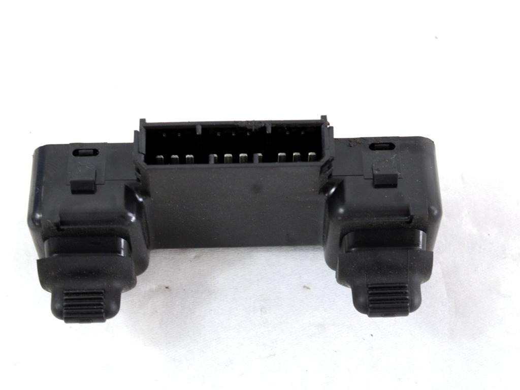 ZADNJE STIKALO OEM N. 56010091AB ORIGINAL REZERVNI DEL JEEP CHEROKEE MK3 KJ (2001 - 2005) DIESEL LETNIK 2002