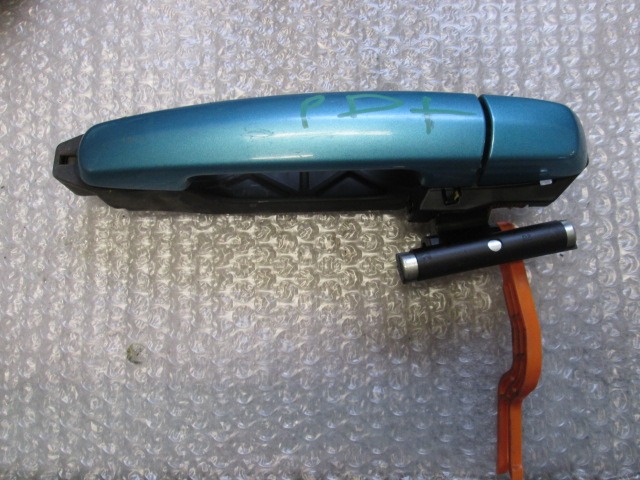 NOTRANJA KLJUKA  OEM N. 8281263J00ZCE ORIGINAL REZERVNI DEL SUZUKI SPLASH EX (03-2008/05-2012)DIESEL LETNIK 2009