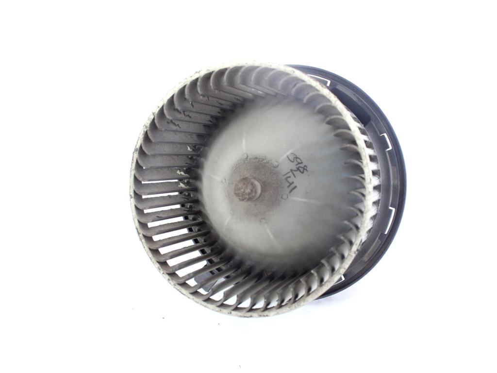 VENTILATOR  KABINE  OEM N. 5066554AA ORIGINAL REZERVNI DEL JEEP CHEROKEE MK3 KJ (2001 - 2005) DIESEL LETNIK 2002