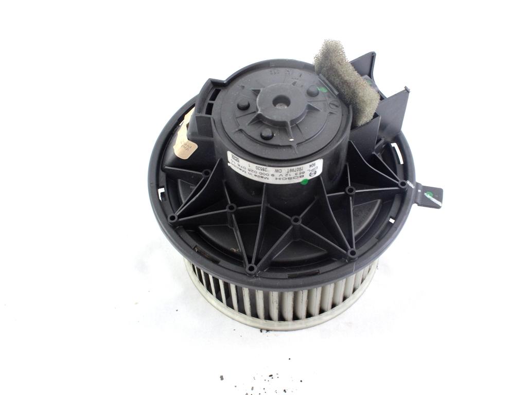 VENTILATOR  KABINE  OEM N. 5066554AA ORIGINAL REZERVNI DEL JEEP CHEROKEE MK3 KJ (2001 - 2005) DIESEL LETNIK 2002