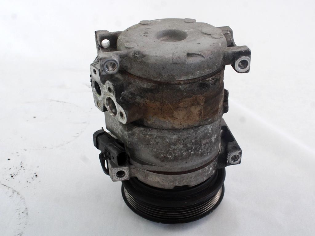 KOMPRESOR KLIME  OEM N. 4472203971 ORIGINAL REZERVNI DEL JEEP CHEROKEE MK3 KJ (2001 - 2005) DIESEL LETNIK 2002