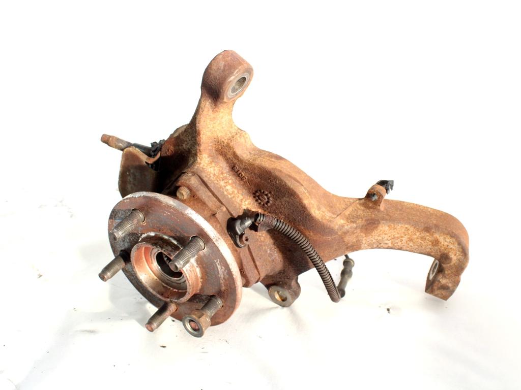 LEVI VRTLJIVI LEZAJ / PESTO KOLESA Z LEZAJEM SPREDAJ OEM N. 52088653AE ORIGINAL REZERVNI DEL JEEP CHEROKEE MK3 KJ (2001 - 2005) DIESEL LETNIK 2002