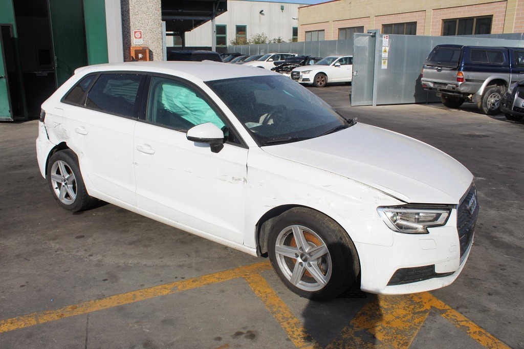 AUDI A3 35TDI 2.0 D 110KW AUT 5P (2018) RICAMBIO USATO 