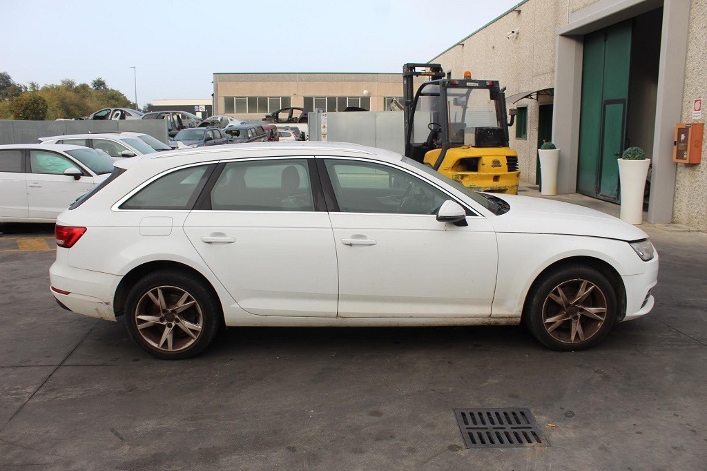 AUDI A4 SW 2.0 D 110KW 6M 5P (2016) RICAMBIO USATO 