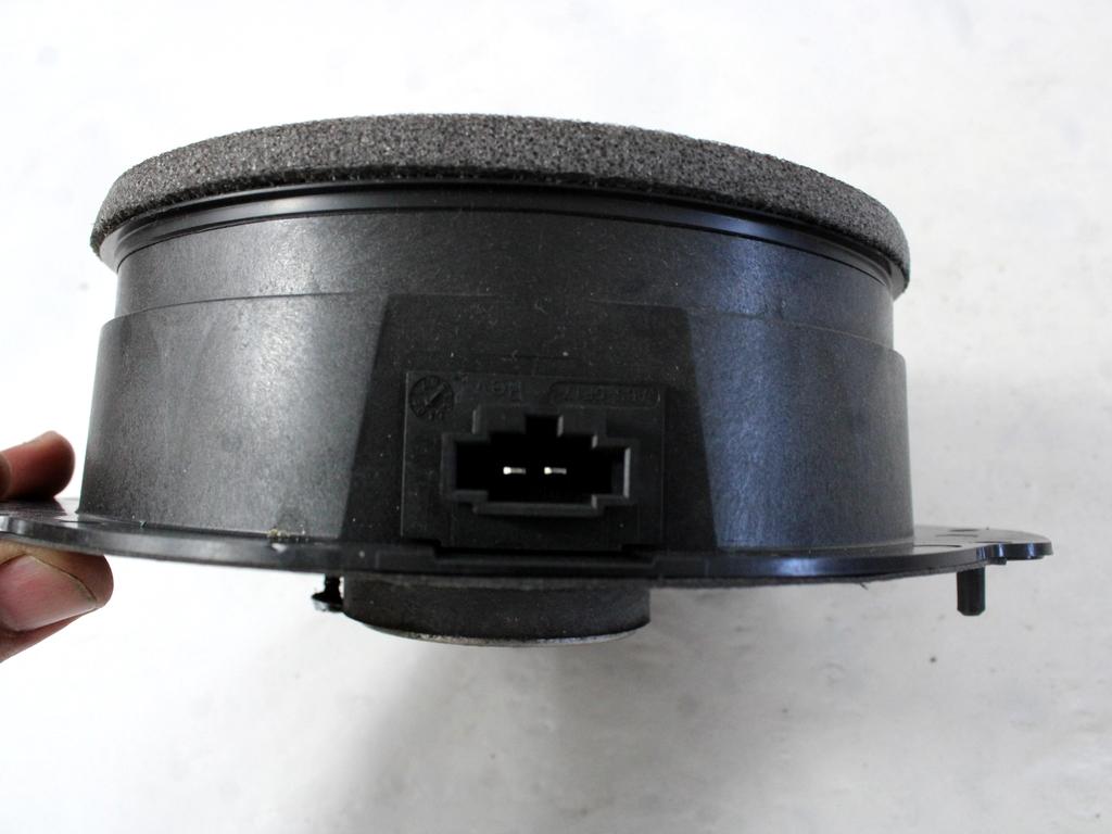 ZVOCNIKI OEM N. 8W5035411 ORIGINAL REZERVNI DEL AUDI A4 B9 BER/SW/ALLROAD (2015 - 2019)DIESEL LETNIK 2016