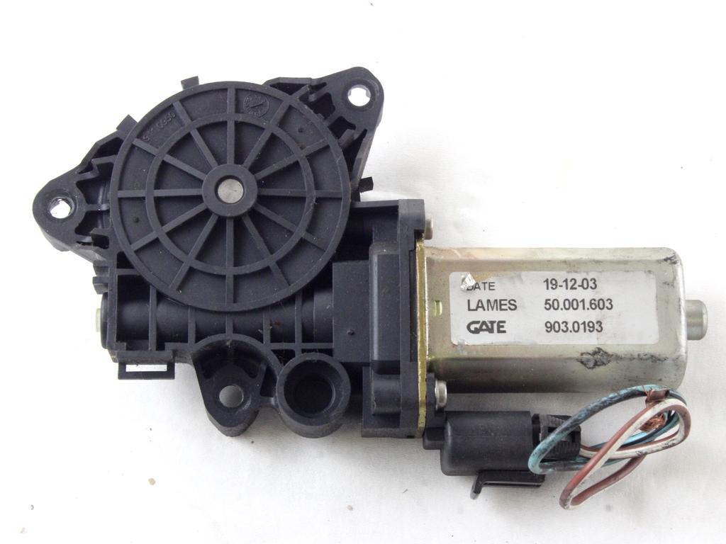 DVIZNI MEHANIZEM SPREDNIH STEKEL  OEM N. 17909 MOTORINO ALZACRISTALLO PORTA ANTERIORE ORIGINAL REZERVNI DEL FIAT STILO 192 BER/SW (2001 - 2004) DIESEL LETNIK 2004